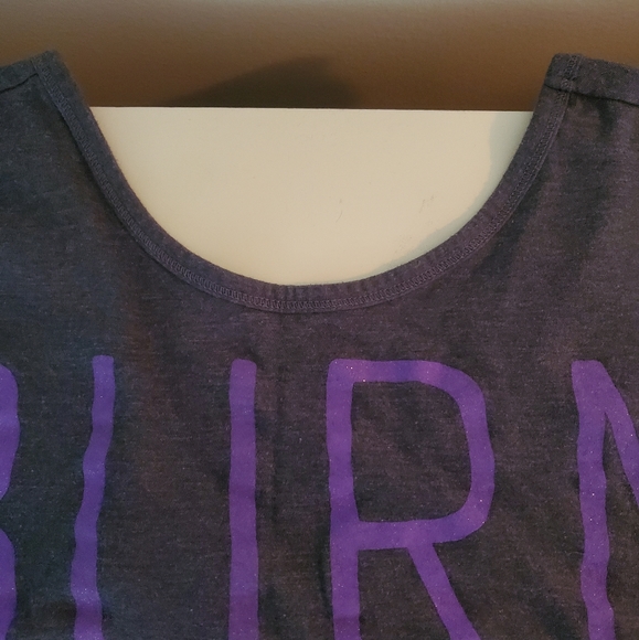 Feel the BURN workout crop top glitter - Picture 7 of 10